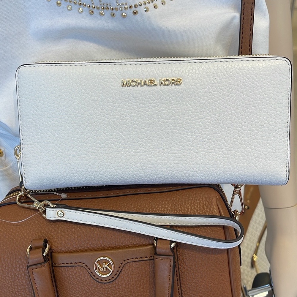 MICHAEL KORS
Leather Continental Wristlet Phone Case Wallet 
Optic White
NWT - Picture 6 of 16